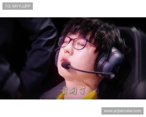 TSW强势迎战FLY巅峰对决谁能掌控赛场节奏引爆全场焦点